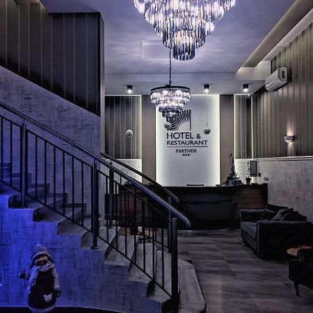 Hotel Partner Minsk Mazowiecki Ngoại thất bức ảnh