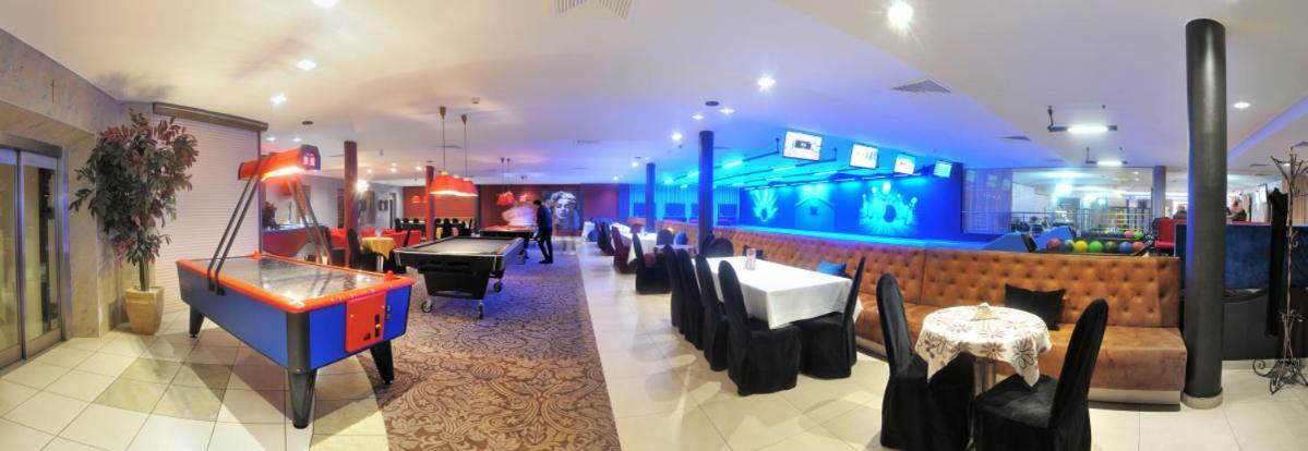 Hotel Partner Minsk Mazowiecki Ngoại thất bức ảnh